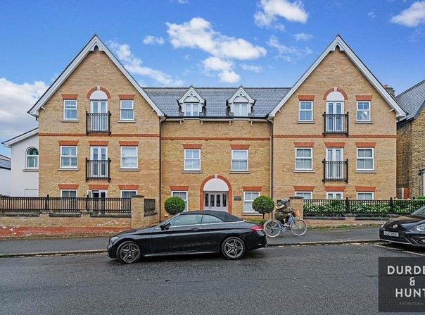 Buckhurst Hill, East of England
