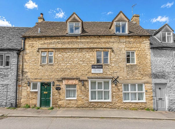 Stroud, England GL6 7BA