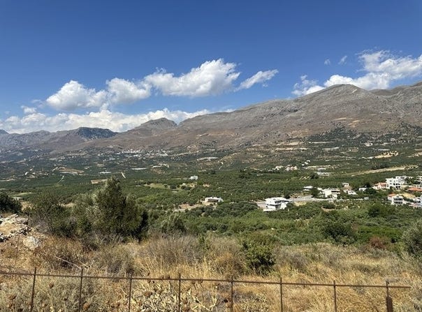 Lefkogia, Crete 74060