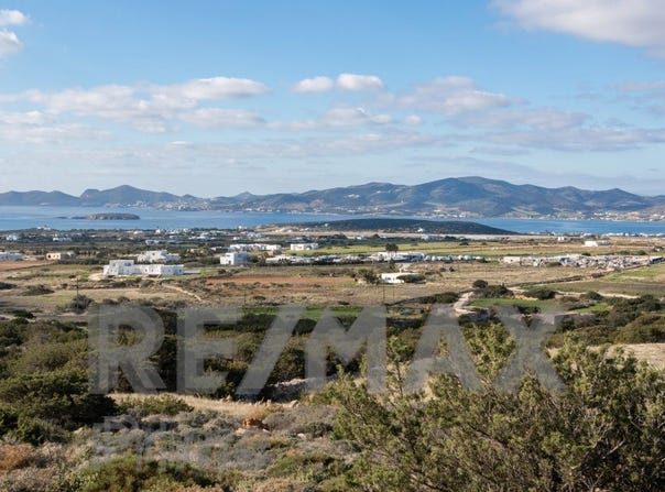 Kamari, South Aegean 84400