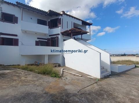 Akrotiri, Nísoi Aiyaíou