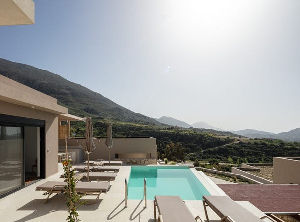 Mariou, Crete 74060