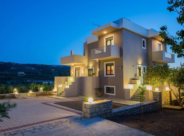Adelianos Kampos, Crete 74100