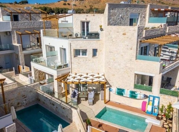 Roumeli, Crete 74057