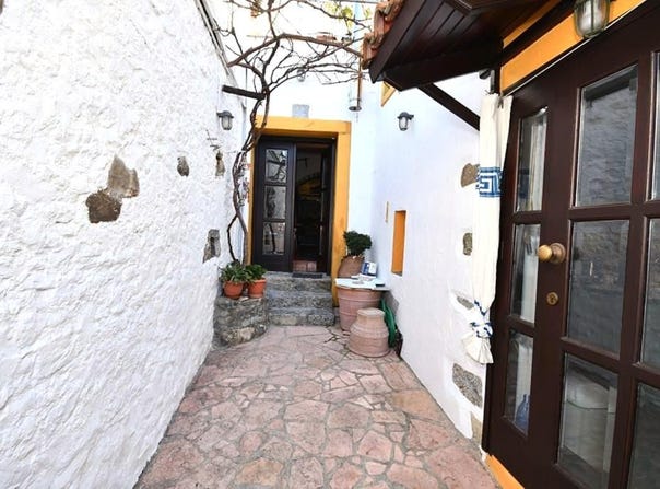 Vrachasi, Crete 72400