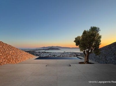 Naxos, Nísoi Aiyaíou