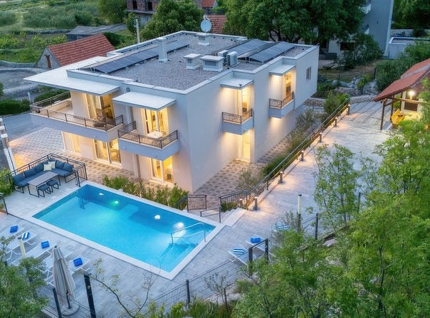 Zagvozd, Split-Dalmatia County 21270