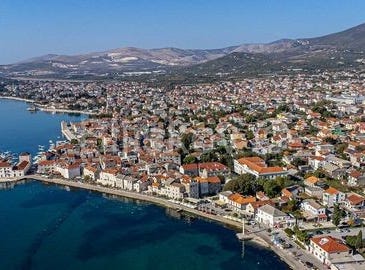 Kastel Luksic, Splitsko-dalmatinska 21217