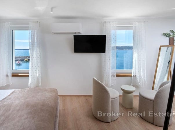 Katel Novi, Split-Dalmatia