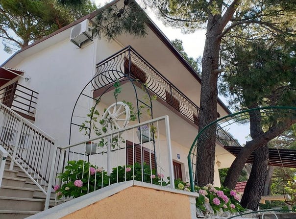Baška Voda, Split-Dalmatia County 21320