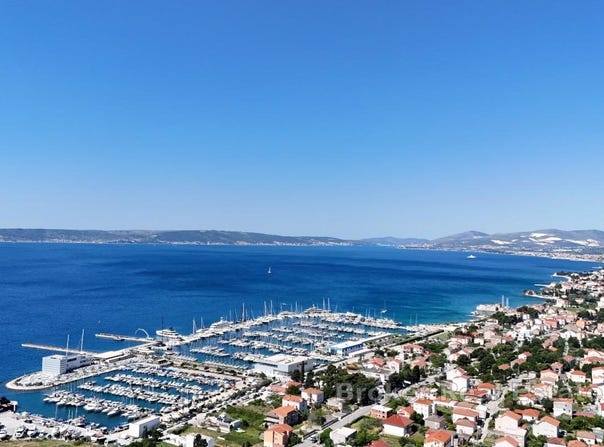 Katel Suurac, Split-Dalmatia