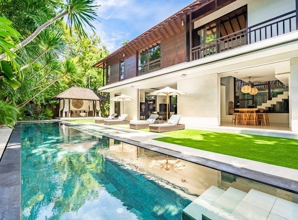7b Jl. Kayu Cendana, Dalung, Bali 80361