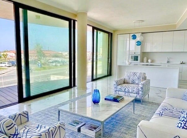 Viareggio, Tuscany 55049