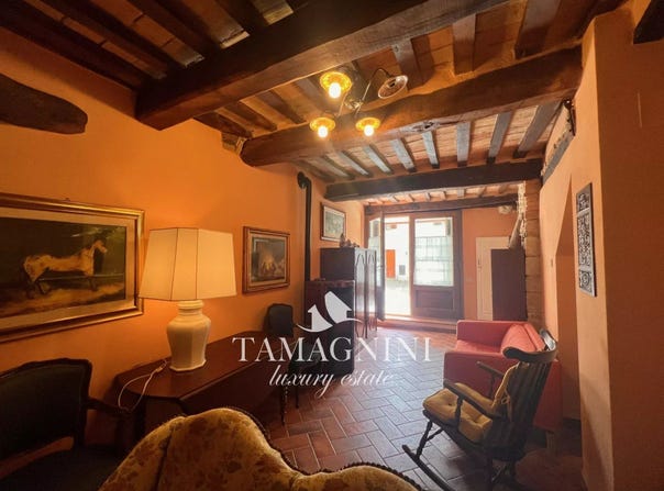 Sarteano, Tuscany 53047