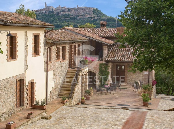 Todi, Umbria 06059