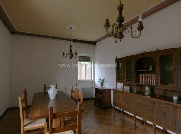 Bettolle, Tuscany 53048