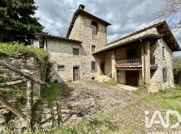Castel San Niccolò, Tuscany 52018