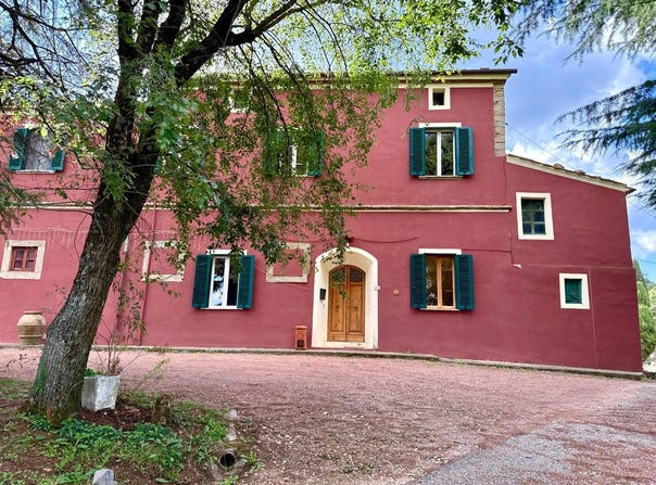 Chianni, Tuscany 56034