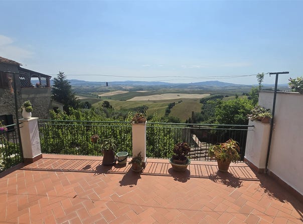 Lajatico, Tuscany 56030