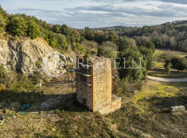 Murlo, Tuscany 53016