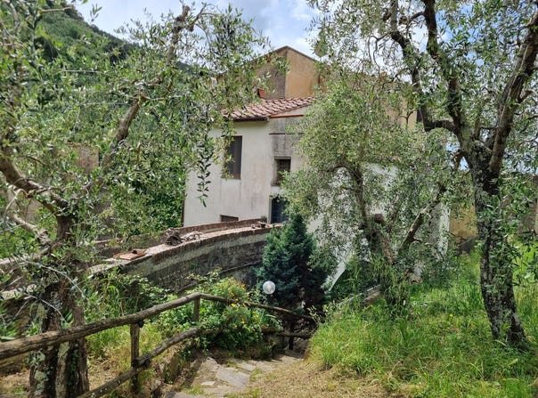 Calci, Tuscany 56011