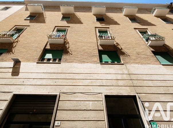 Ancona, Marche 60121