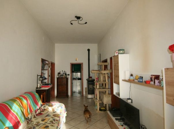 Bettolle, Tuscany 53048