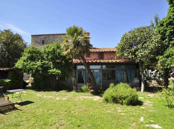 Campiglia Marittima, Tuscany 57021