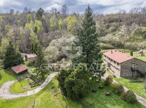 Castelfranco di Sopra, Tuscany 52020