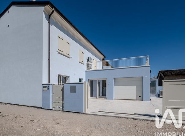 Piubega, Lombardy 46040