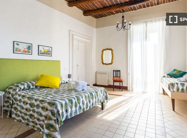 naples, Campania 80137