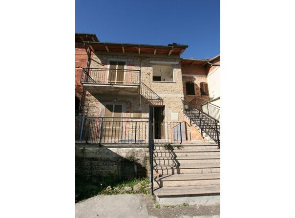 Lucignano, Tuscany 52046