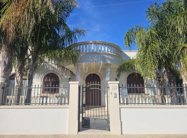 Carmiano, Apulia 73041