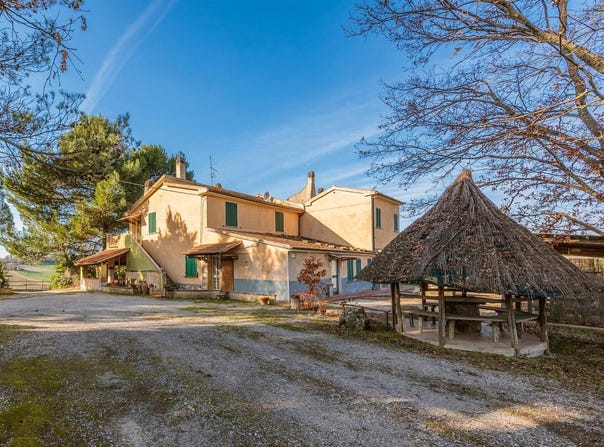 Cinigiano, Tuscany 58044