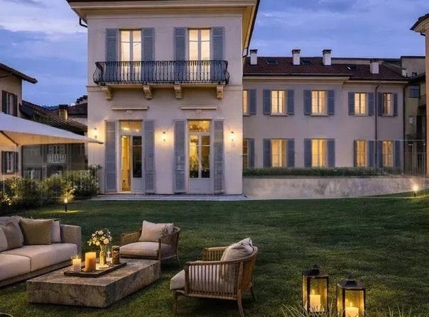 Camerlata, Lombardy 22100
