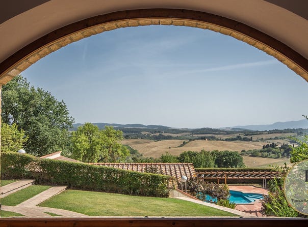 Montepulciano, Tuscany 53045