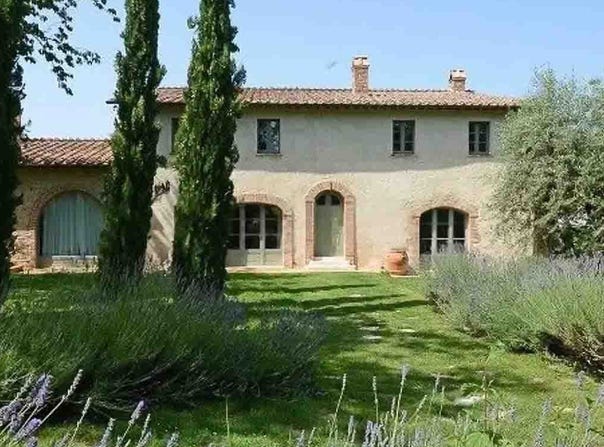 Cetona, Tuscany 53040