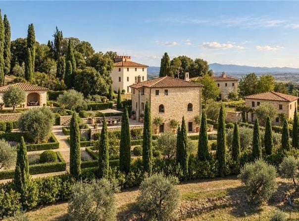 Monte San Savino, Tuscany 52048