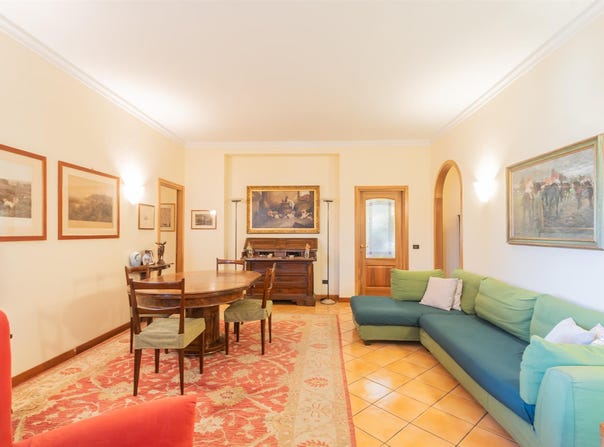 Varese, Lombardy 21100