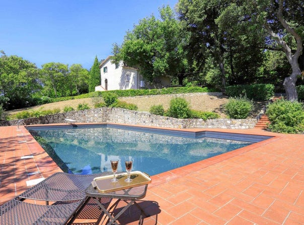 Riparbella, Tuscany 56046