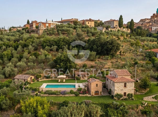 Sinalunga, Tuscany 53048