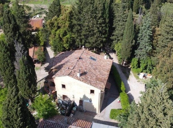 Usigliano, Tuscany 56035