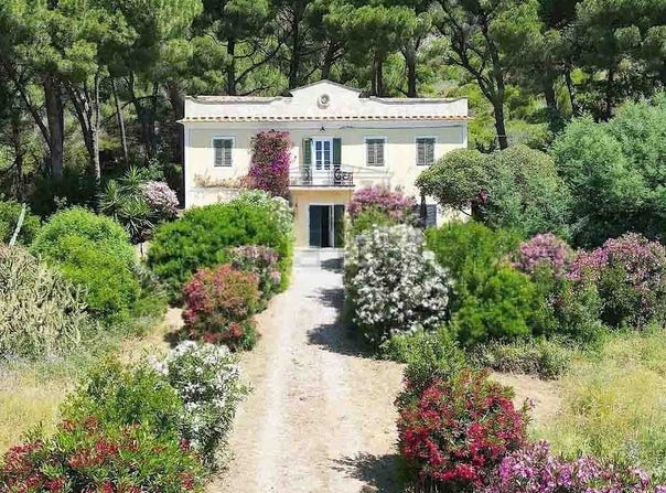 Porto Azzurro, Tuscany 57036