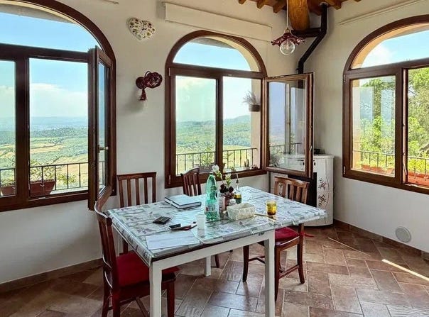 Montepulciano, Tuscany 53045