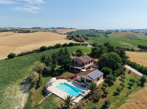 Castelleone di Suasa, Marche 60010