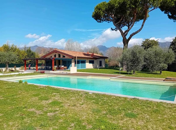 Forte dei Marmi, Tuscany 55042
