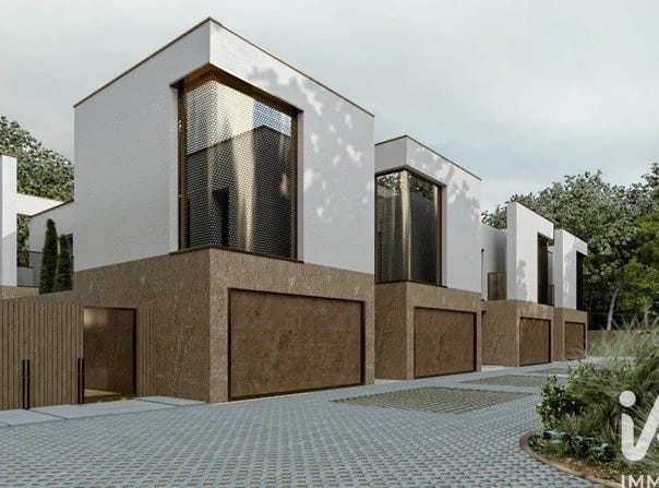 Carugo, Lombardy 22060