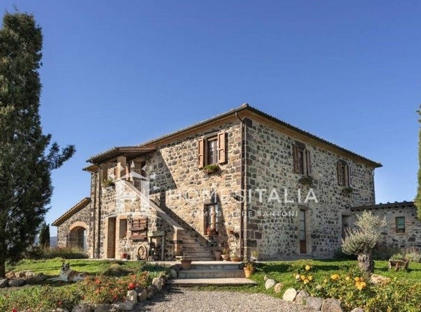 Radicofani, Tuscany 53040