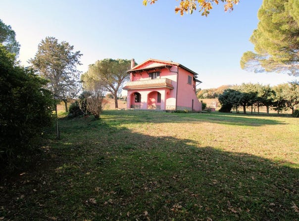 Roccastrada, Tuscany 58036