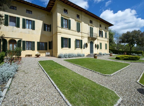 Monteriggioni, Tuscany 53035